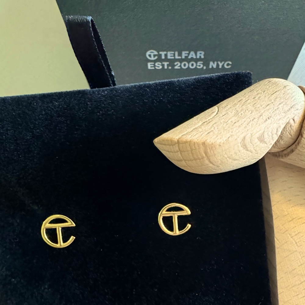 Telfar Logo Stud Earrings - Gold